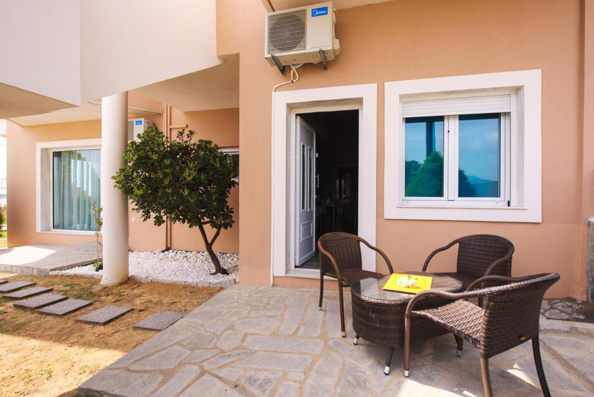 Вилла El Mare Seaside Retreats - Bespoke Luxury Getaways Лименария Экстерьер фото